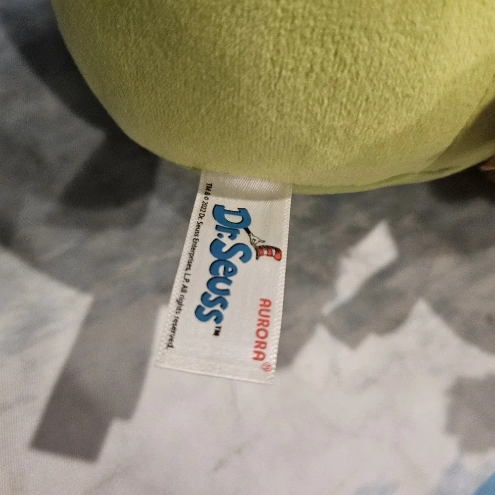 Aurora‎ Dr Seuss Grinch Max Dog Plush Bundle Stuffed Animals